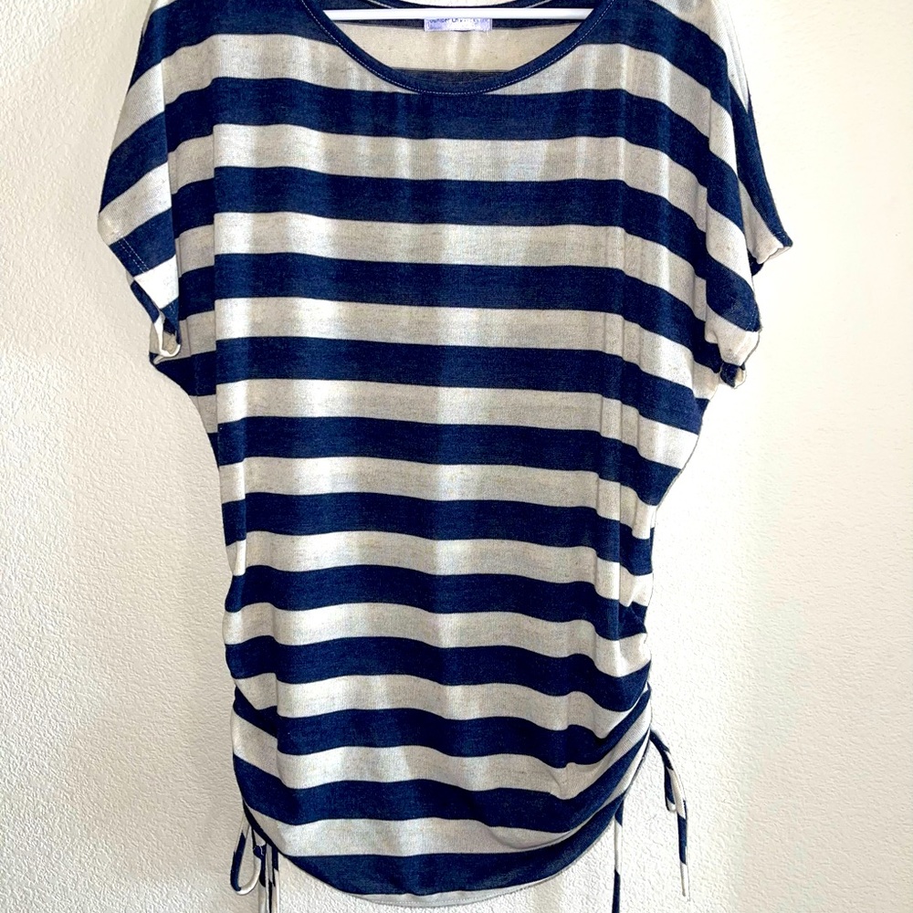 Blue and cream stripped maternity top.